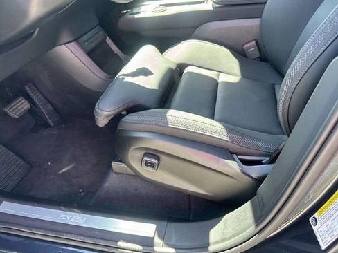 New 2025 Volvo EX90 Ultra image 12