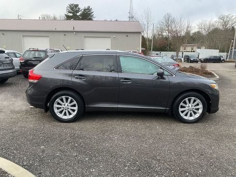 Used 2012 Toyota Venza LE image 4
