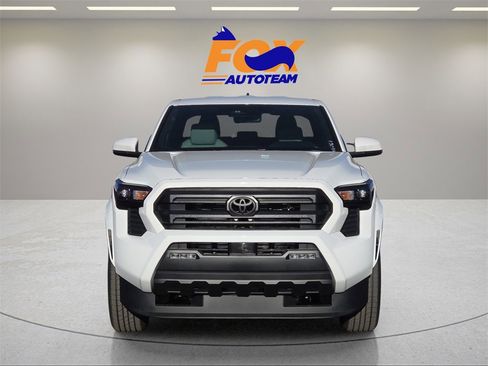 New 2026 Toyota Tacoma SR5 image 7