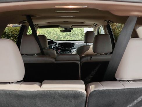 Used 2021 Honda Pilot EX-L image 11