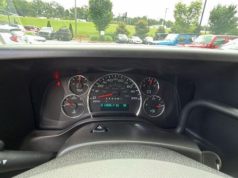 Used 2025 GMC Savana 3500 LT w/ LT Preferred Equipment Group RWD image 27