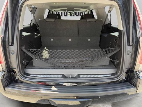 Used 2019 Cadillac Escalade ESV Luxury RWD image 41