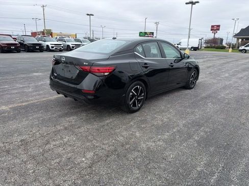 Used 2024 Nissan Sentra SV image 3