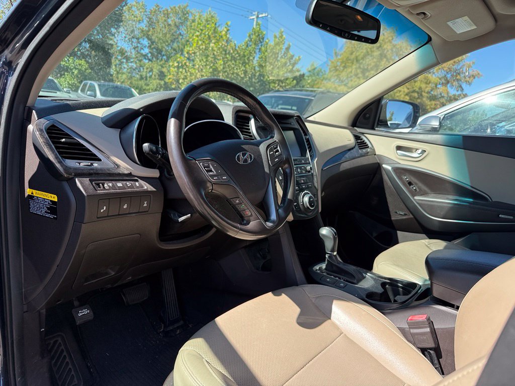 Used 2017 Hyundai Santa Fe Sport AWD/4WD image 4