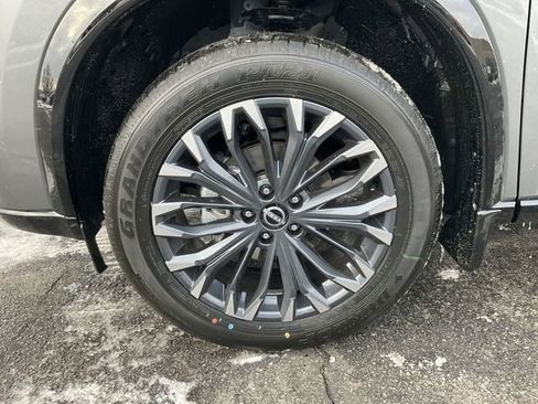 New 2026 Nissan Rogue Platinum w/ Platinum Premium Package image 9