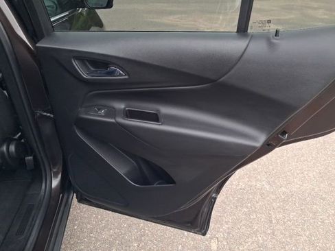 Used 2020 Chevrolet Equinox LT FWD image 30