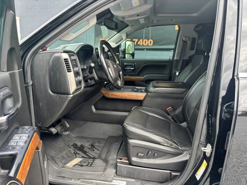 Used 2019 Chevrolet Silverado 3500 High Country w/ Duramax Plus Package AWD/4WD image 20