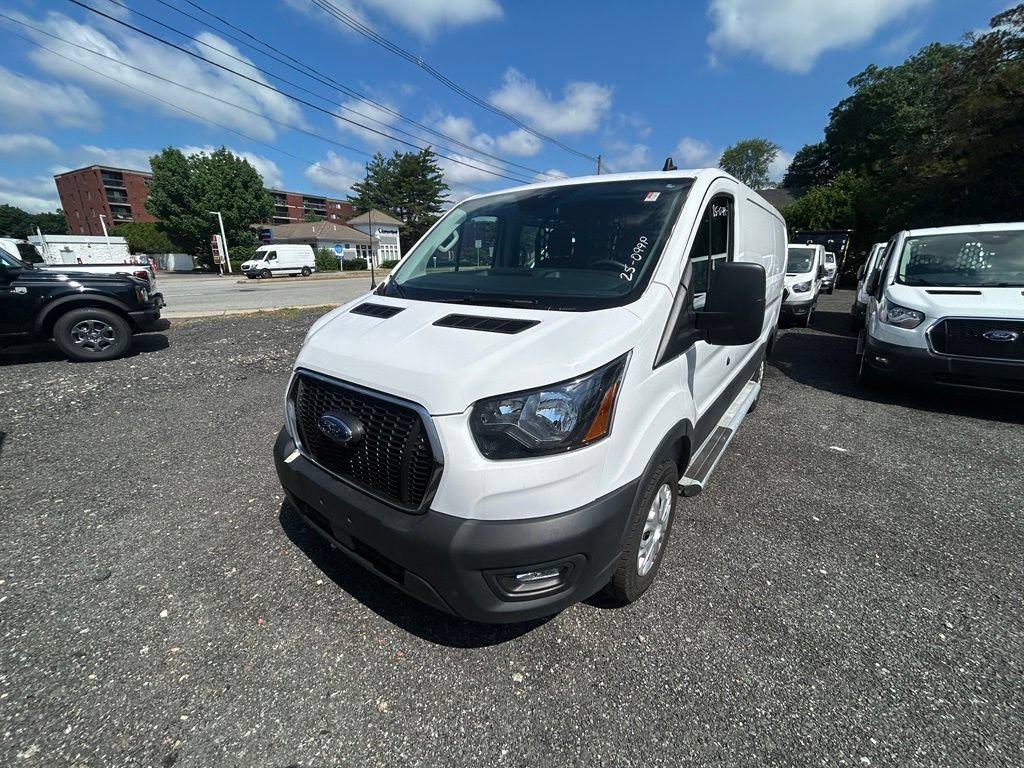 Used 2025 Ford Transit 250 Low Roof w/ Exterior Upgrade Package RWD image 3