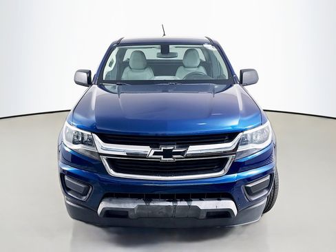 Used 2019 Chevrolet Colorado W/T image 2