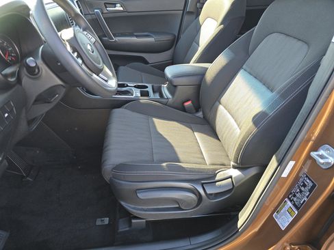 Used 2020 Kia Sportage LX image 15