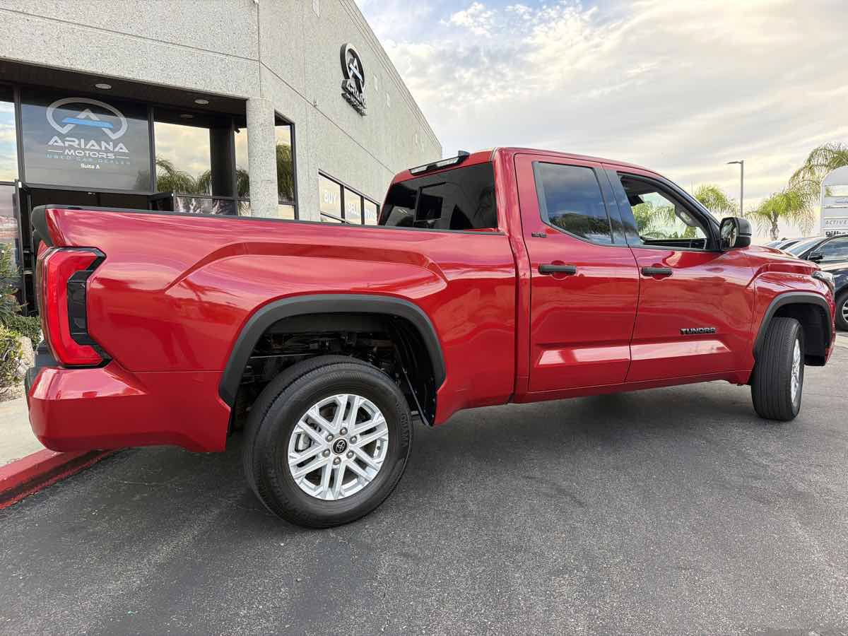 Used 2022 Toyota Tundra SR5 AWD/4WD image 4