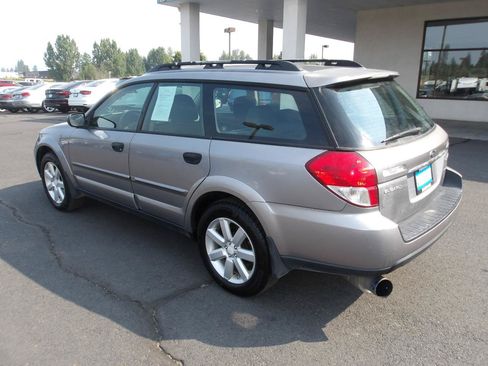 Used 2008 Subaru Outback 2.5i AWD/4WD image 3