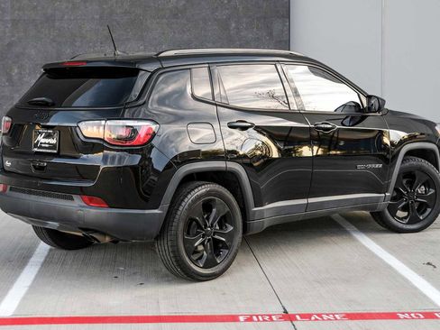 Used 2019 Jeep Compass Altitude image 8