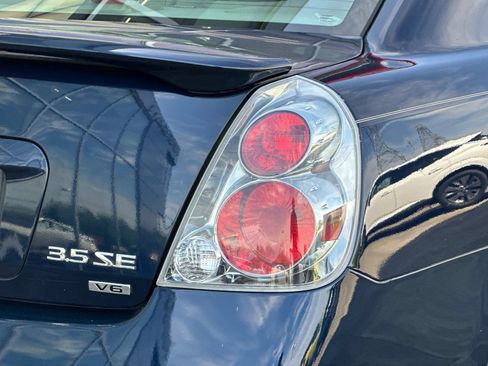 Used 2006 Nissan Altima 3.5 SE w/ (X01) Leather Pkg FWD image 21