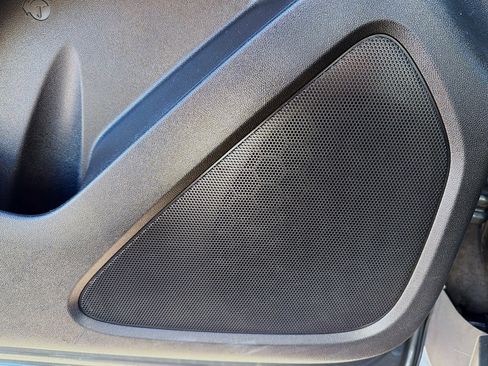 Used 2020 Chevrolet Equinox LS w/ LS Convenience Package image 23