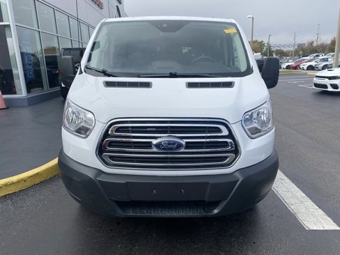 Used 2018 Ford Transit 350 XLT image 3