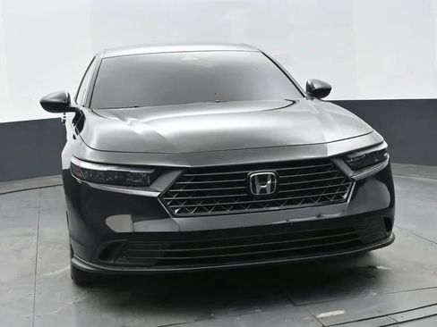 Used 2025 Honda Accord LX image 3