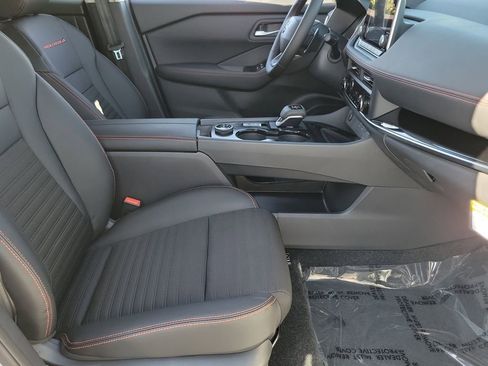 New 2026 Nissan Rogue SV AWD/4WD image 21
