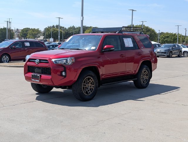 Certified 2024 Toyota 4Runner SR5 Premium w/ Moonroof Package AWD/4WD image 10