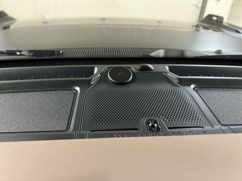 Certified 2024 Ford Bronco Wildtrak image 28