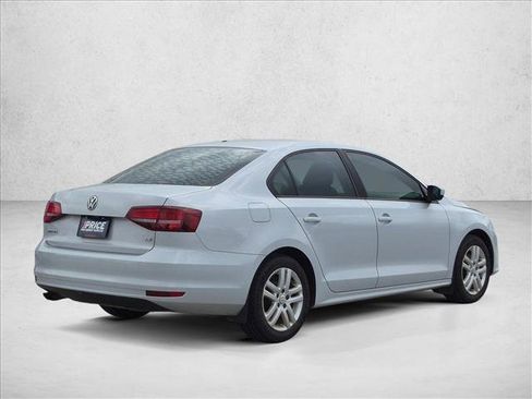 Used 2018 Volkswagen Jetta S w/ Cold Weather Package FWD image 5