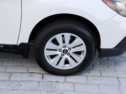 Used 2018 Subaru Outback 2.5i Premium image 42