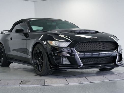 Used 2017 Ford Mustang Premium image 2