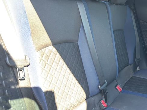 Used 2021 Toyota C-HR XLE image 41