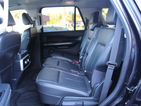 Used 2022 Ford Expedition XLT AWD/4WD image 26