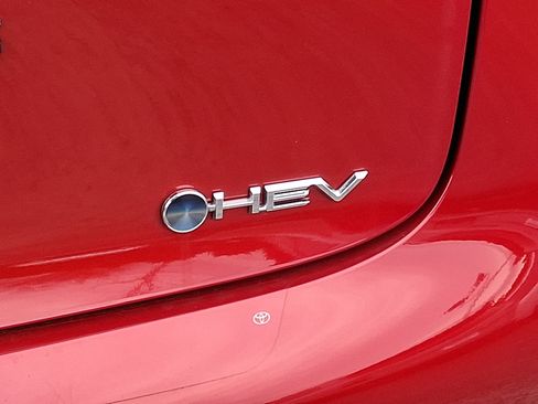 Used 2024 Toyota Prius XLE image 33