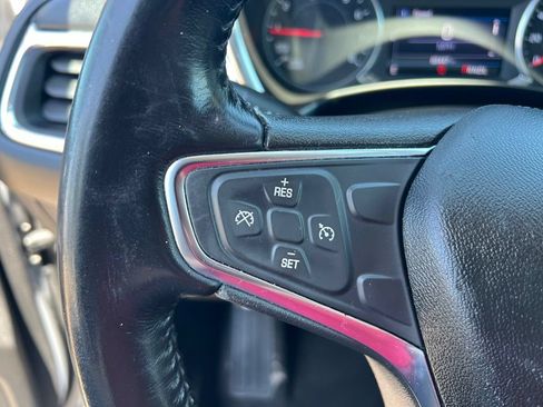 Used 2019 Chevrolet Equinox LT AWD/4WD image 39