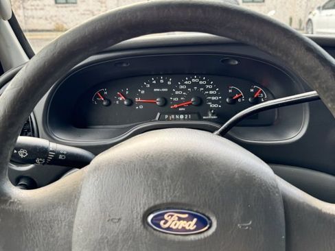 Used 2008 Ford E-350 and Econoline 350 Extended Super Duty image 33