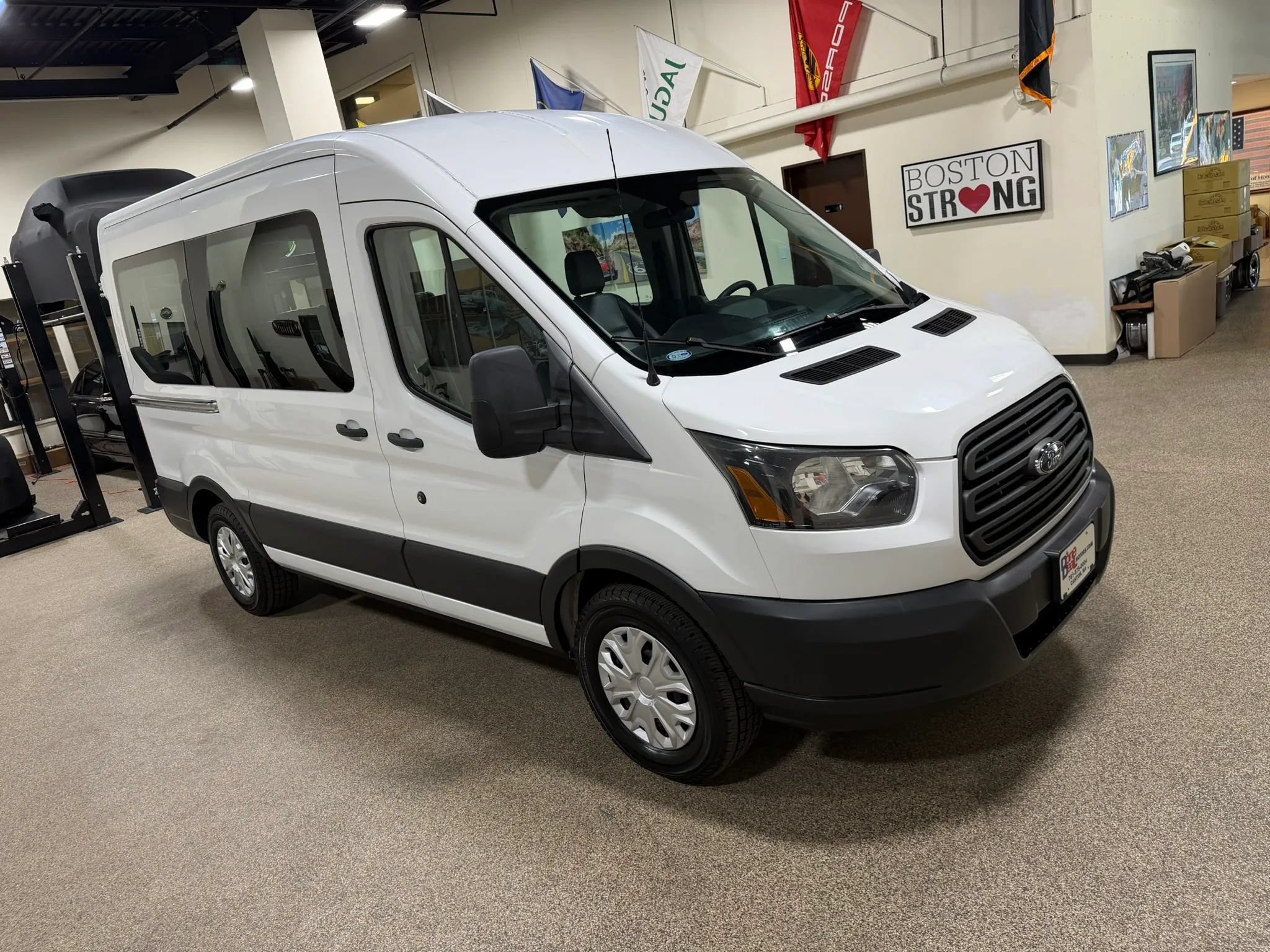 Used 2015 Ford Transit 150 XL RWD image 13
