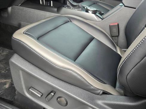 New 2025 Ford Bronco Outer Banks image 4