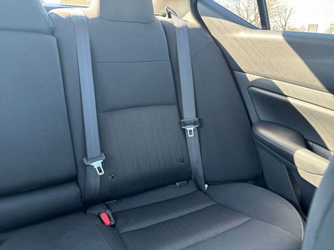 Used 2025 Nissan Altima 2.5 SV image 36