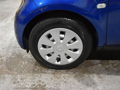 Used 2016 smart fortwo pure RWD image 31