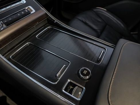 Used 2025 Lincoln Aviator Reserve w/ Jet Appearance Package AWD/4WD image 32