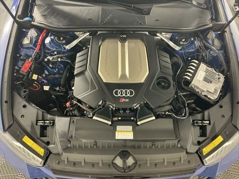 Used 2024 Audi RS 6 performance AWD/4WD image 23