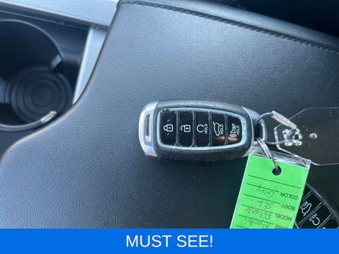 Used 2020 Hyundai Palisade SEL w/ Premium Package image 2