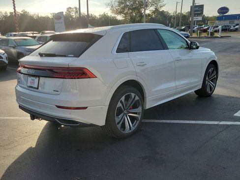 Used 2019 Audi Q8 Prestige image 3