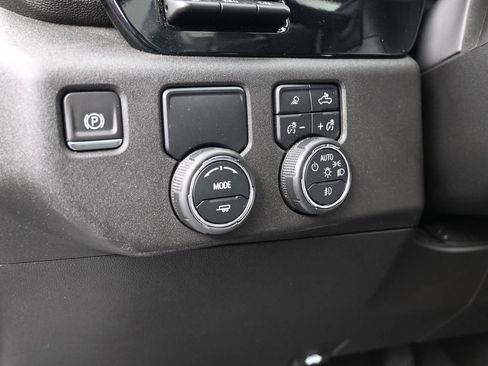 Used 2023 Chevrolet Silverado 1500 LTZ w/ LTZ Premium Package image 61