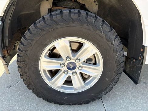 Used 2018 Ford F150 XLT AWD/4WD image 9