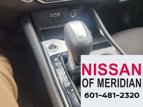 Used 2024 Nissan Altima 2.5 SV image 23
