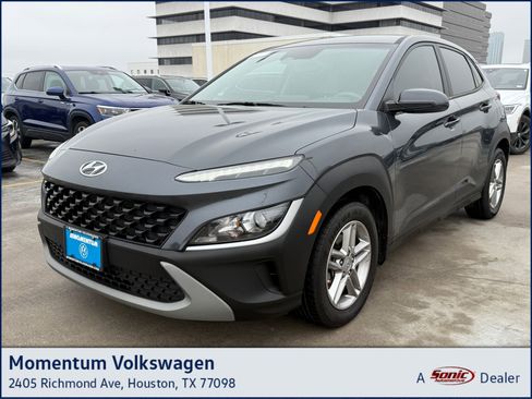 Used 2022 Hyundai Kona SE image 1