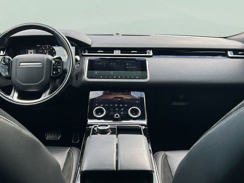 Used 2018 Land Rover Range Rover Velar R-Dynamic SE AWD/4WD image 17