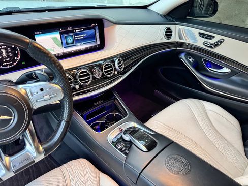 Used 2018 Mercedes-Benz S 63 AMG S 4MATIC Sedan image 22
