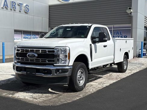 New 2025 Ford F350 XL w/ XL Chrome Package image 7