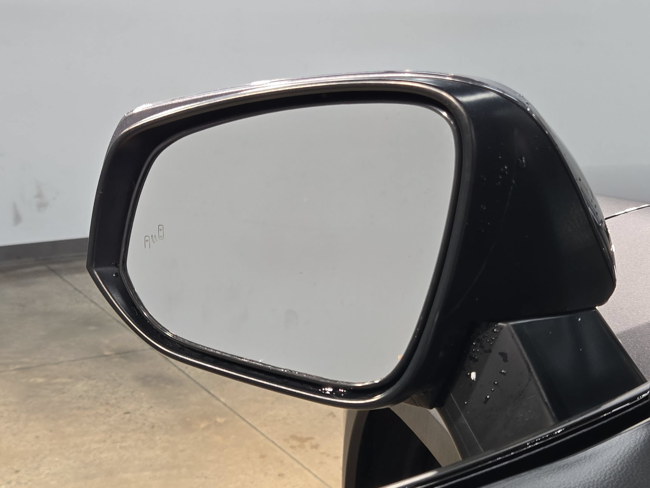 Used 2023 Toyota RAV4 LE FWD image 22