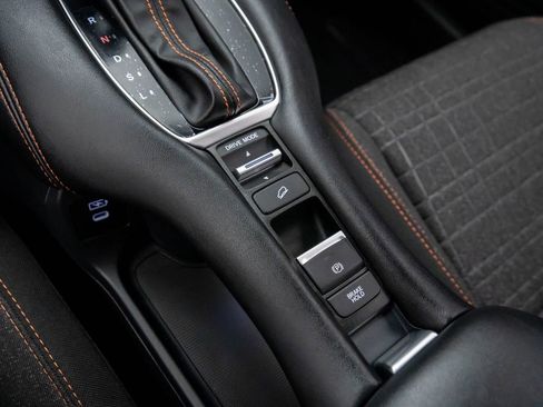 Certified 2026 Honda HR-V Sport image 19