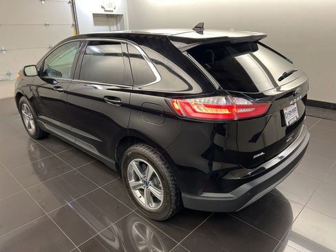 Certified 2022 Ford Edge SEL w/ Convenience Package image 4